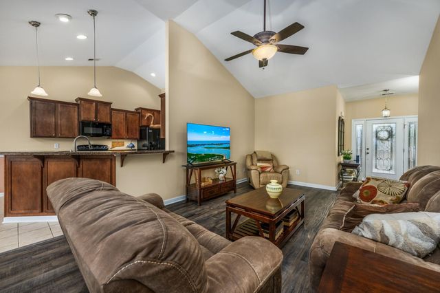 238 Burchwood Dr., Myrtle Beach, SC 29588