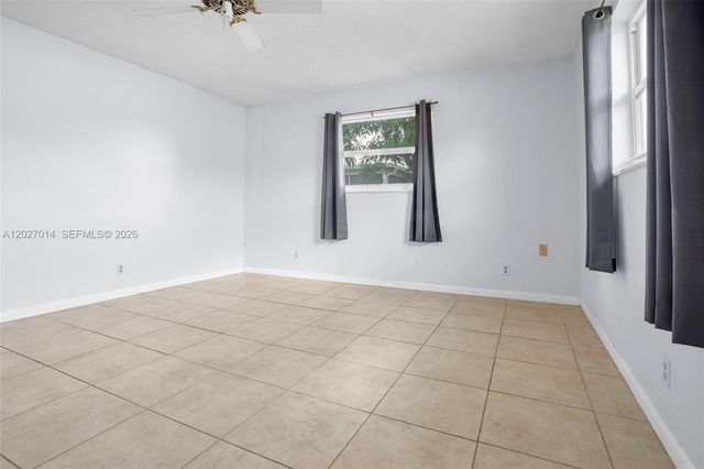7005 NW 11th Ct, Margate, FL 33063