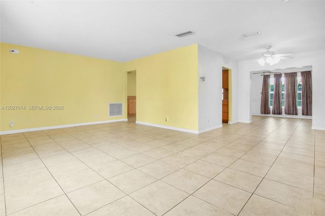 7005 NW 11th Ct, Margate, FL 33063