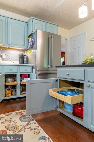 7647 HEDGESVILLE RD, Hedgesville, WV 25427