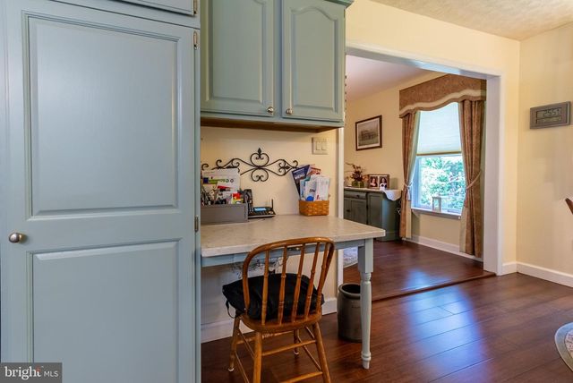 7647 HEDGESVILLE RD, Hedgesville, WV 25427