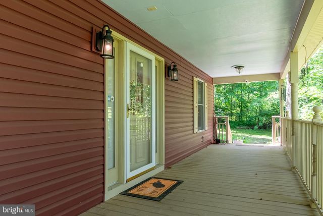 7647 HEDGESVILLE RD, Hedgesville, WV 25427