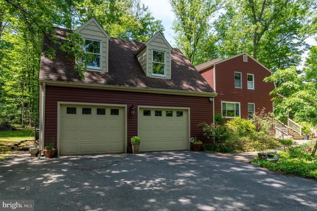 7647 HEDGESVILLE RD, Hedgesville, WV 25427