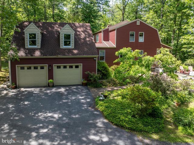 7647 HEDGESVILLE RD, Hedgesville, WV 25427
