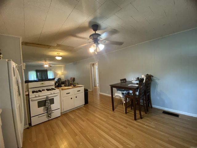 164 E Main Street, Calion, AR 71724
