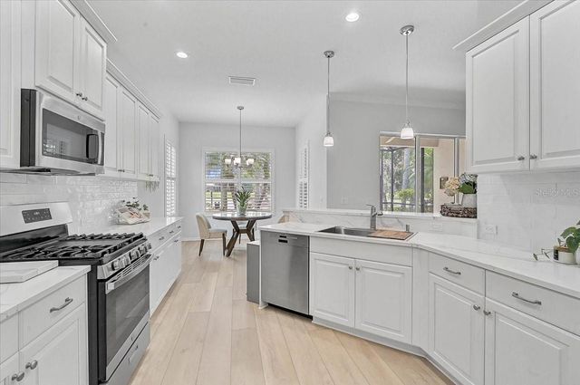 12232 THORNHILL COURT, Bradenton, FL 34202