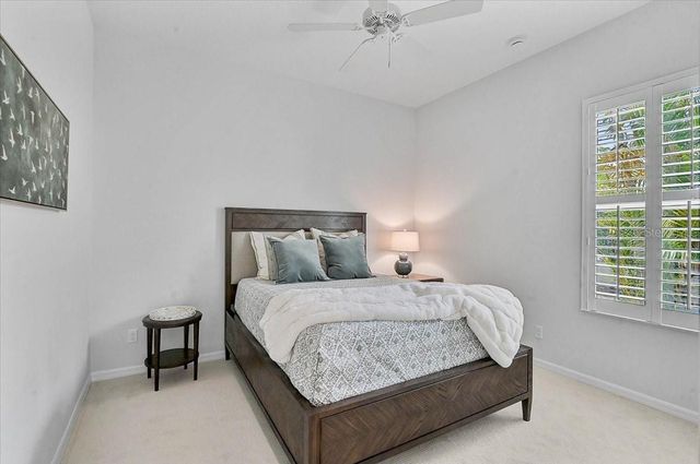 12232 THORNHILL COURT, Bradenton, FL 34202