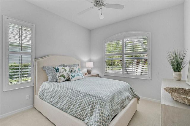 12232 THORNHILL COURT, Bradenton, FL 34202