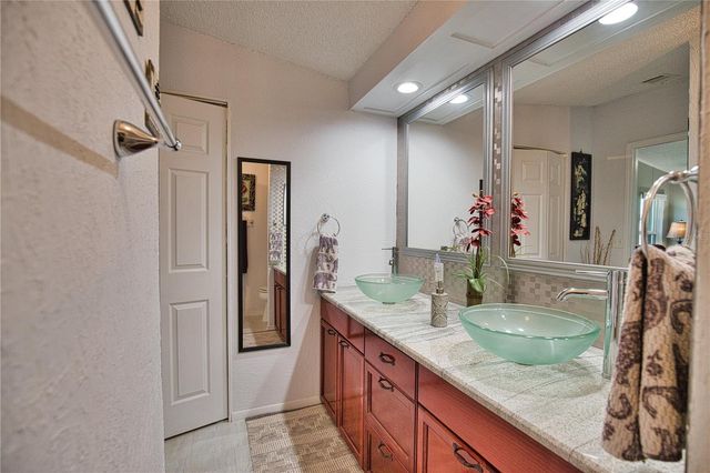 427 TARDE LOGO CIRCLE, North Port, FL 34287