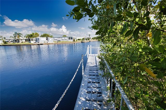 427 TARDE LOGO CIRCLE, North Port, FL 34287