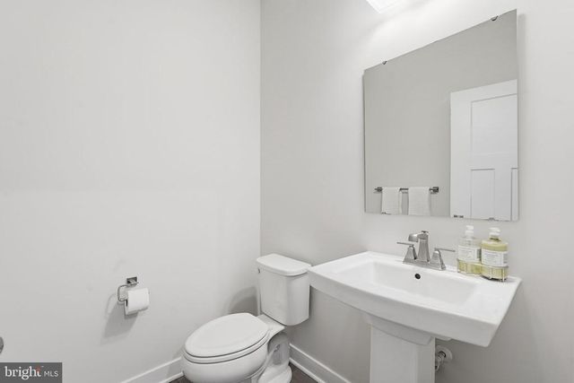 6530 BOB WHITE DR, Warrenton, VA 20187