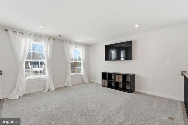 6530 BOB WHITE DR, Warrenton, VA 20187