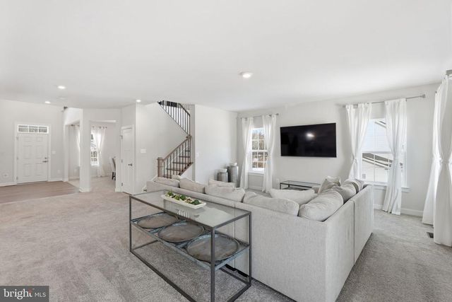 6530 BOB WHITE DR, Warrenton, VA 20187