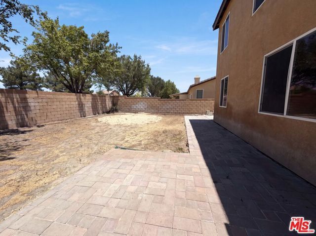 3147 W Lingard Street, Lancaster, CA 93536