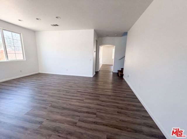3147 W Lingard Street, Lancaster, CA 93536