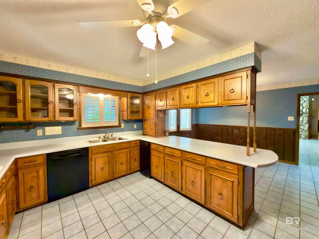 210 S College Drive, Bay Minette, AL 36507