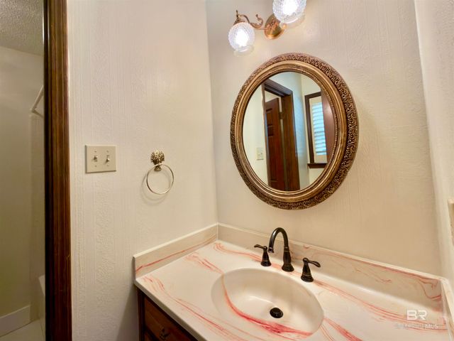 210 S College Drive, Bay Minette, AL 36507