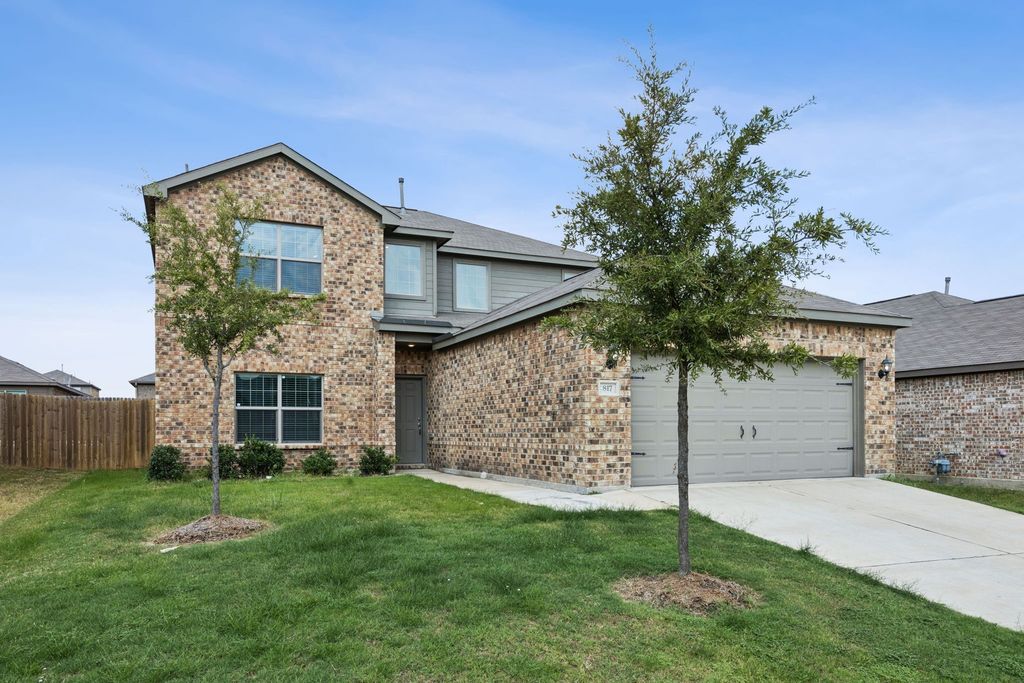 817 Mallorie Lane, Ferris, TX 75125
