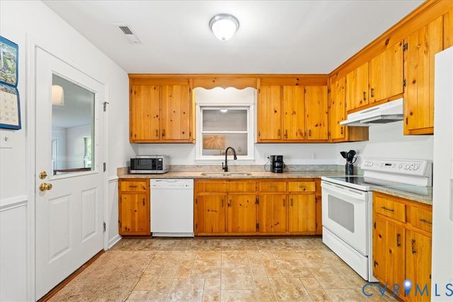 3449 Woods Way, Powhatan, VA 23139