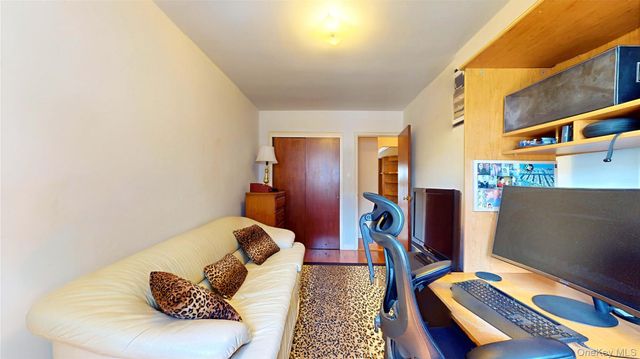 6224 78th Street, Middle Village, NY 11379