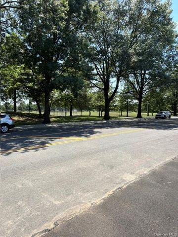 6224 78th Street, Middle Village, NY 11379