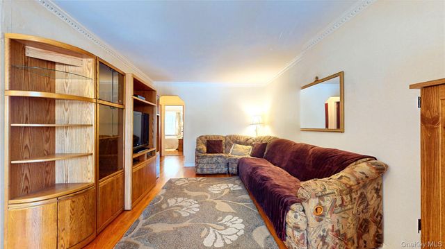 6224 78th Street, Middle Village, NY 11379