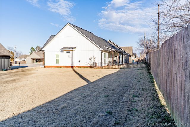 1506 University Circle, Sapulpa, OK 74066