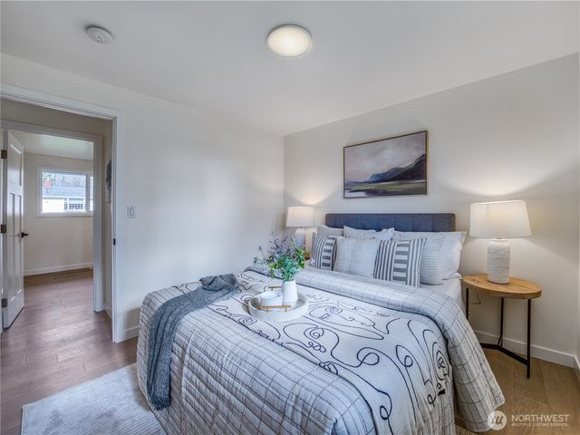 18 232nd Place SW, Bothell, WA 98021