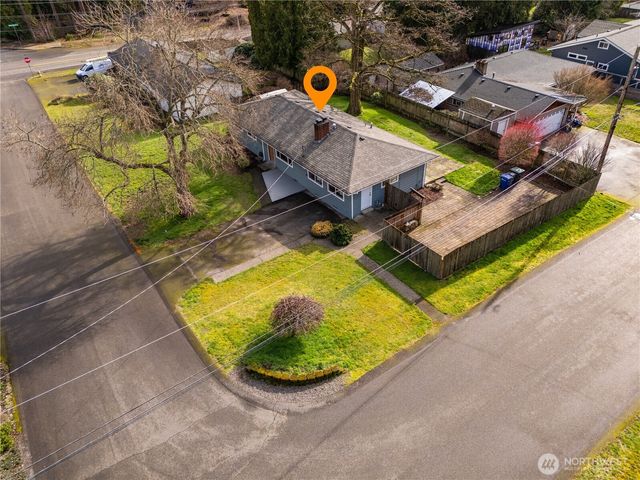 18 232nd Place SW, Bothell, WA 98021