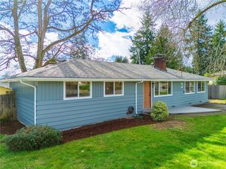 18 232nd Place SW, Bothell, WA 98021