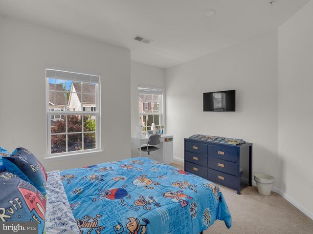 22351 SWEETSPIRE DR, Clarksburg, MD 20871