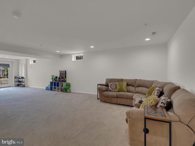 22351 SWEETSPIRE DR, Clarksburg, MD 20871