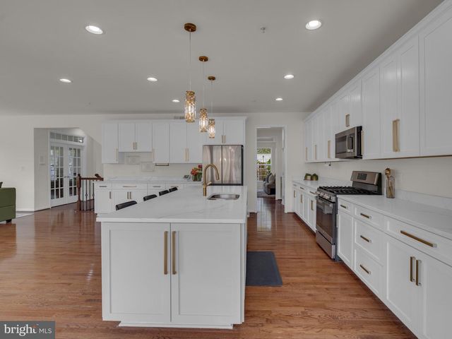 22351 SWEETSPIRE DR, Clarksburg, MD 20871