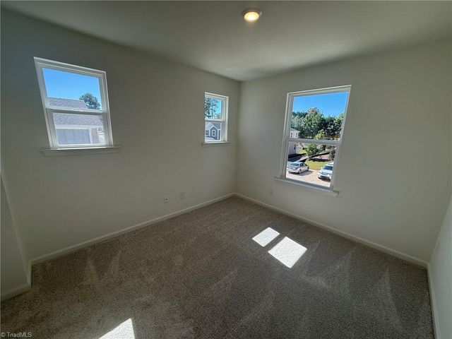 206 Parker Lane, Mebane, NC 27302