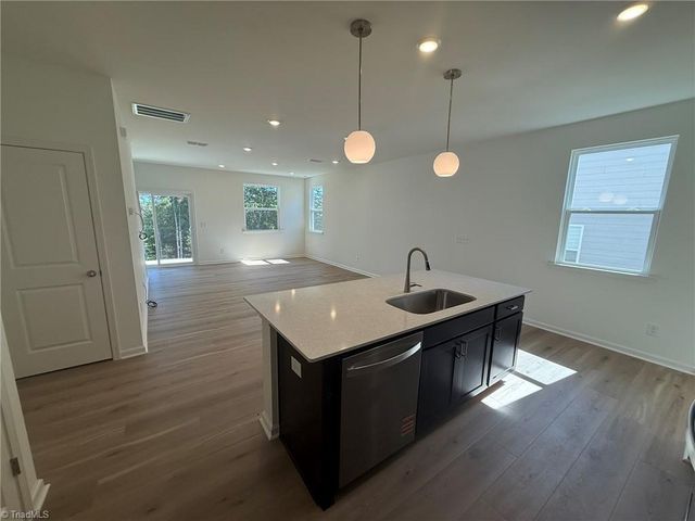 206 Parker Lane, Mebane, NC 27302