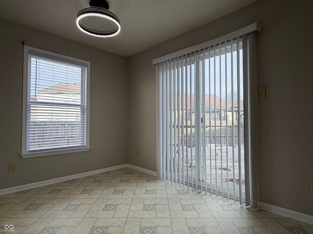 9218 W Swimming Hole Lane, Pendleton, IN 46064