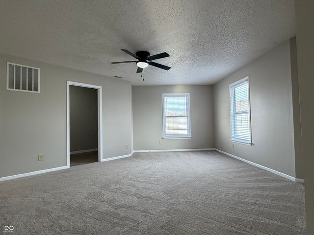 9218 W Swimming Hole Lane, Pendleton, IN 46064