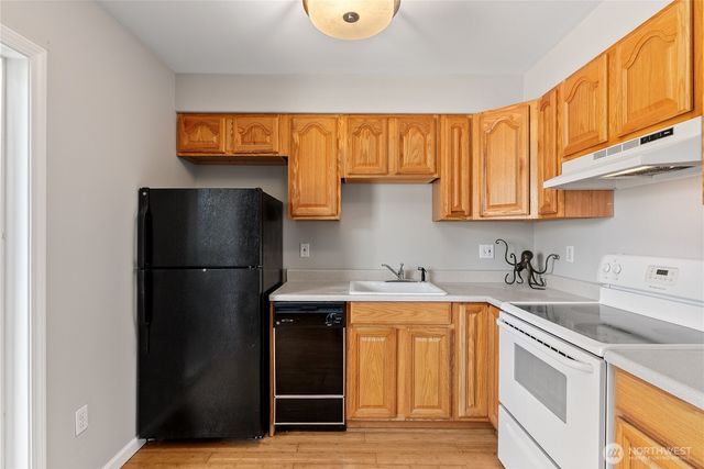 7703 11 Avenue SW, Seattle, WA 98106