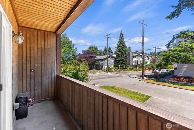 7703 11 Avenue SW, Seattle, WA 98106