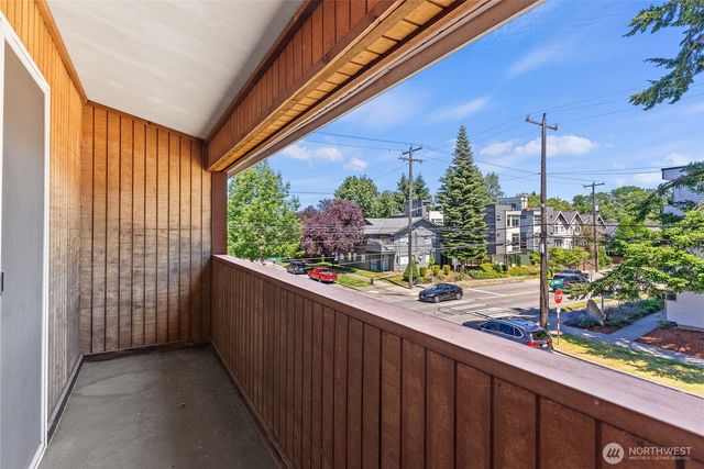 7703 11 Avenue SW, Seattle, WA 98106
