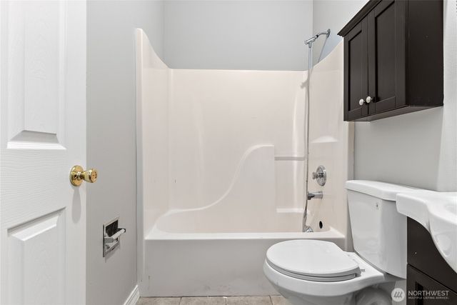 7703 11 Avenue SW, Seattle, WA 98106