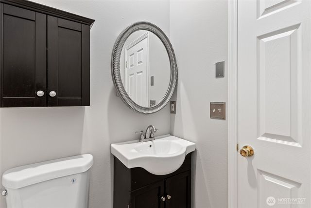 7703 11 Avenue SW, Seattle, WA 98106