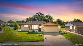 36221 Pickwick Court, Sterling Heights, MI 48310