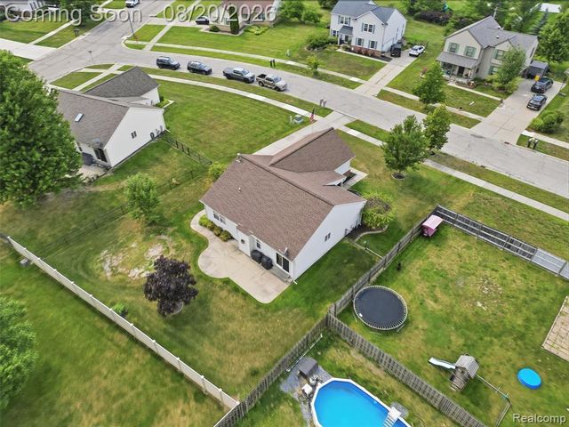 35898 Covington Lane, New Baltimore, MI 48047