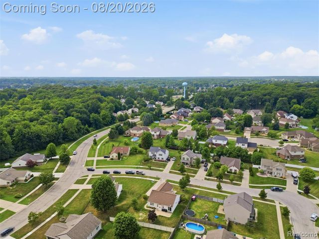 35898 Covington Lane, New Baltimore, MI 48047