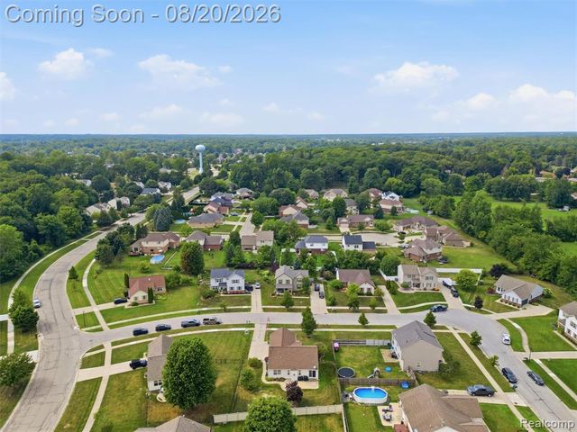 35898 Covington Lane, New Baltimore, MI 48047