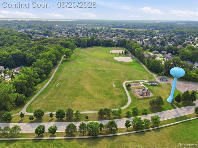 35898 Covington Lane, New Baltimore, MI 48047
