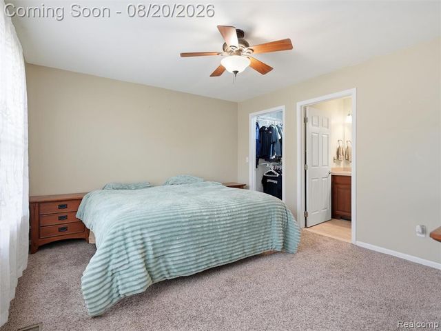 35898 Covington Lane, New Baltimore, MI 48047