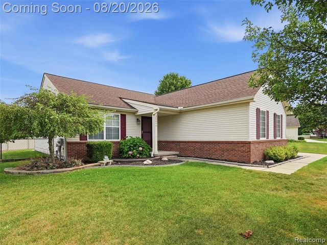 35898 Covington Lane, New Baltimore, MI 48047