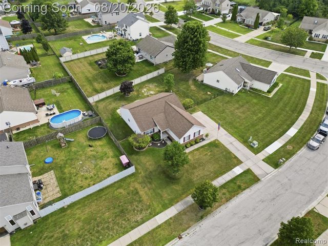 35898 Covington Lane, New Baltimore, MI 48047